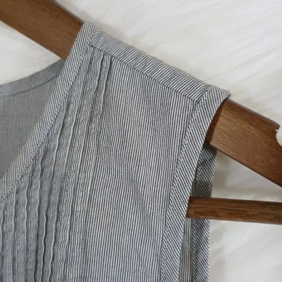 Banana Republic Factory - Sleeveless Stripe Dress - Picture 4 of 7